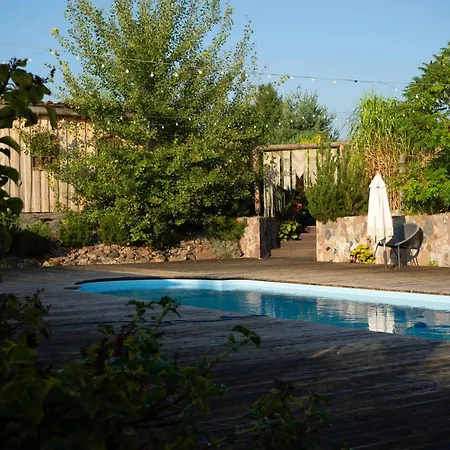 فيلة Pod Mazurskim Niebem Dom Rustykalny *